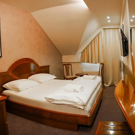 Hotel Hotel Laktasi 4*